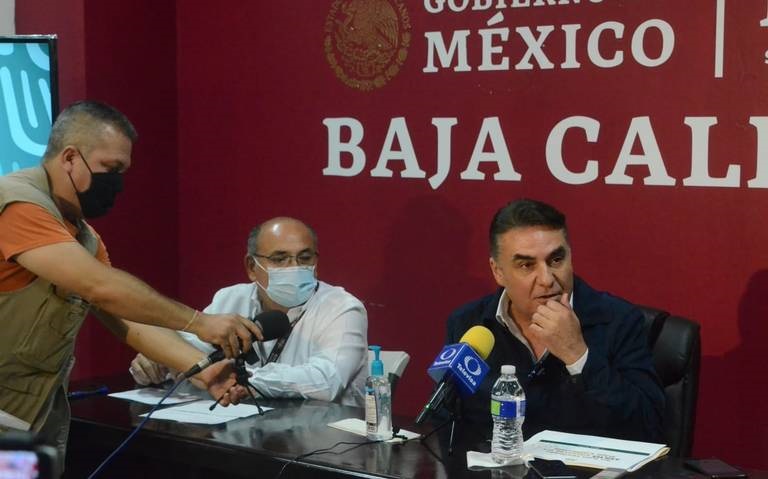 Retiran a 13 servidores de la Nación por andar en campaña