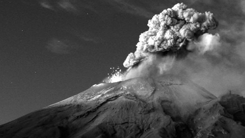 Volcán Popocatépetl registra 3 explosiones y 123 exhalaciones