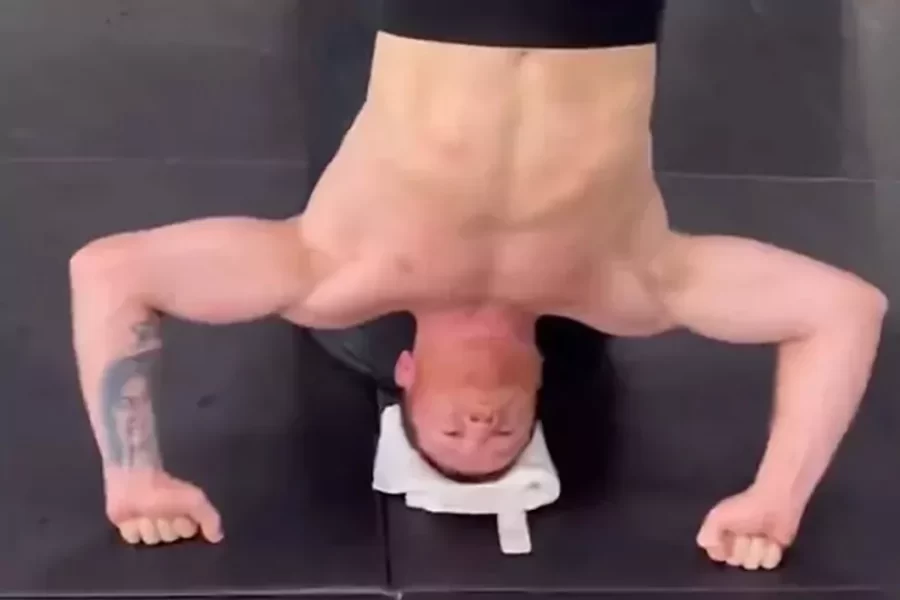 Canelo Álvarez: El cuello de acero que lo hace un auténtico superhéroe mexicano