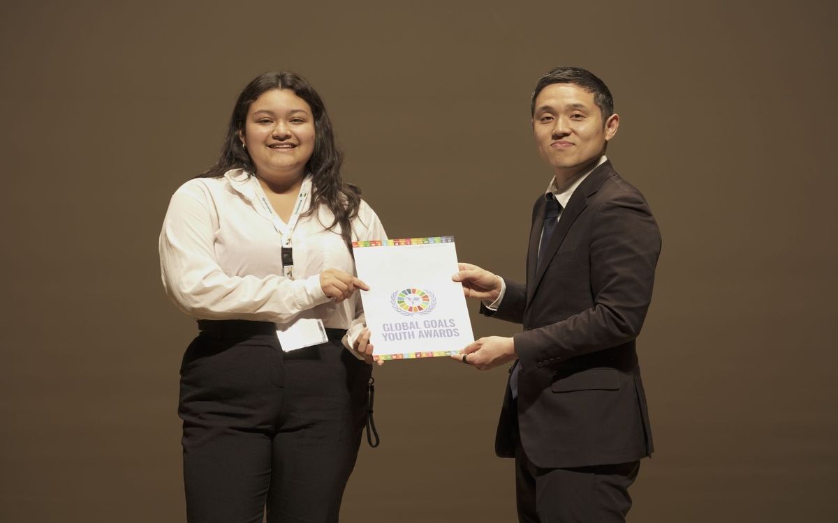 Adolescente mexicana gana premio japonés por proyecto de empoderamiento